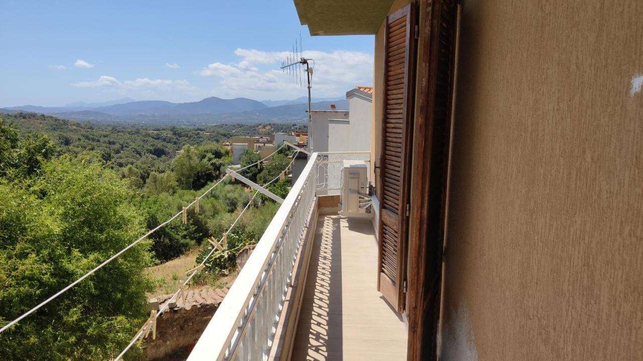 Sa Dommu 'E Su Coro Villa Triei Bagian luar foto