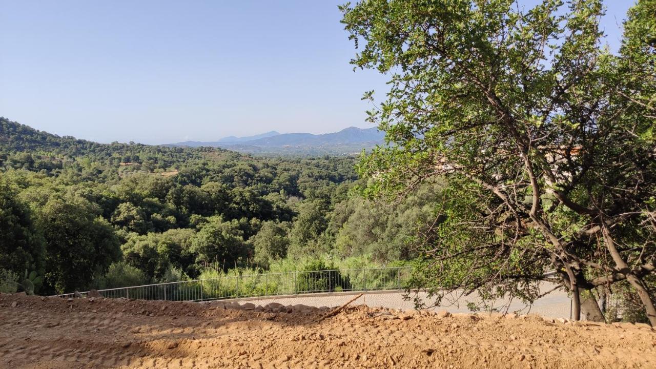 Sa Dommu 'E Su Coro Villa Triei Bagian luar foto
