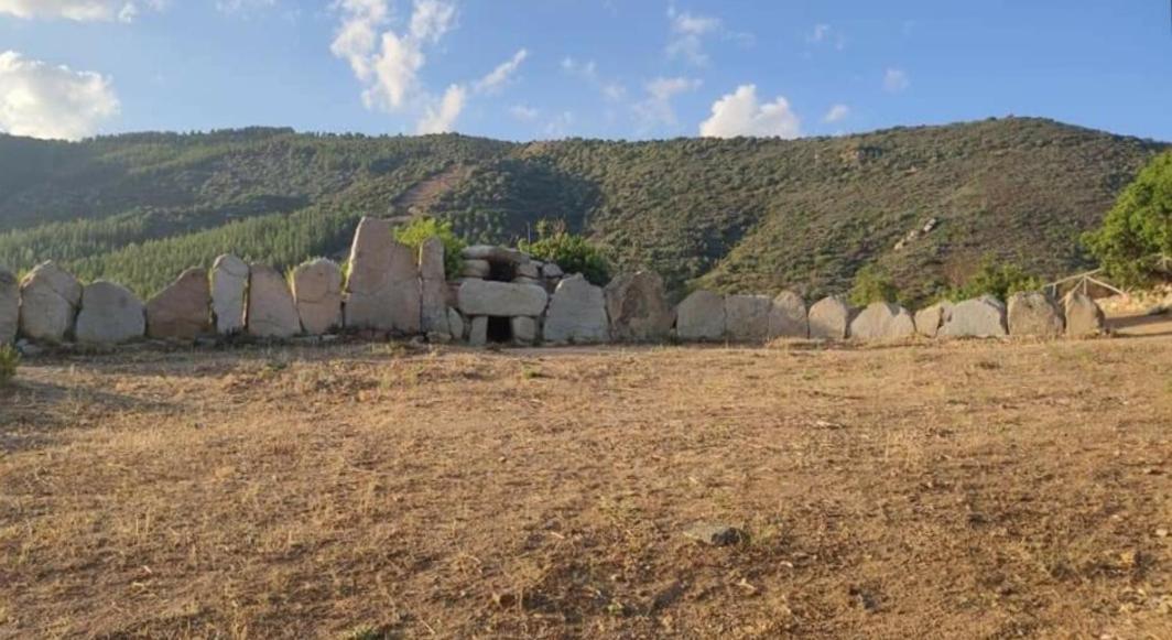 Sa Dommu 'E Su Coro Villa Triei Bagian luar foto