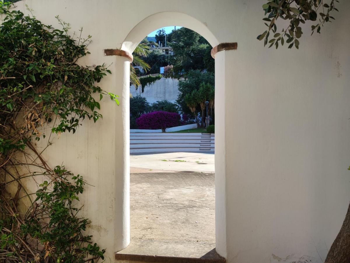 Sa Dommu 'E Su Coro Villa Triei Bagian luar foto