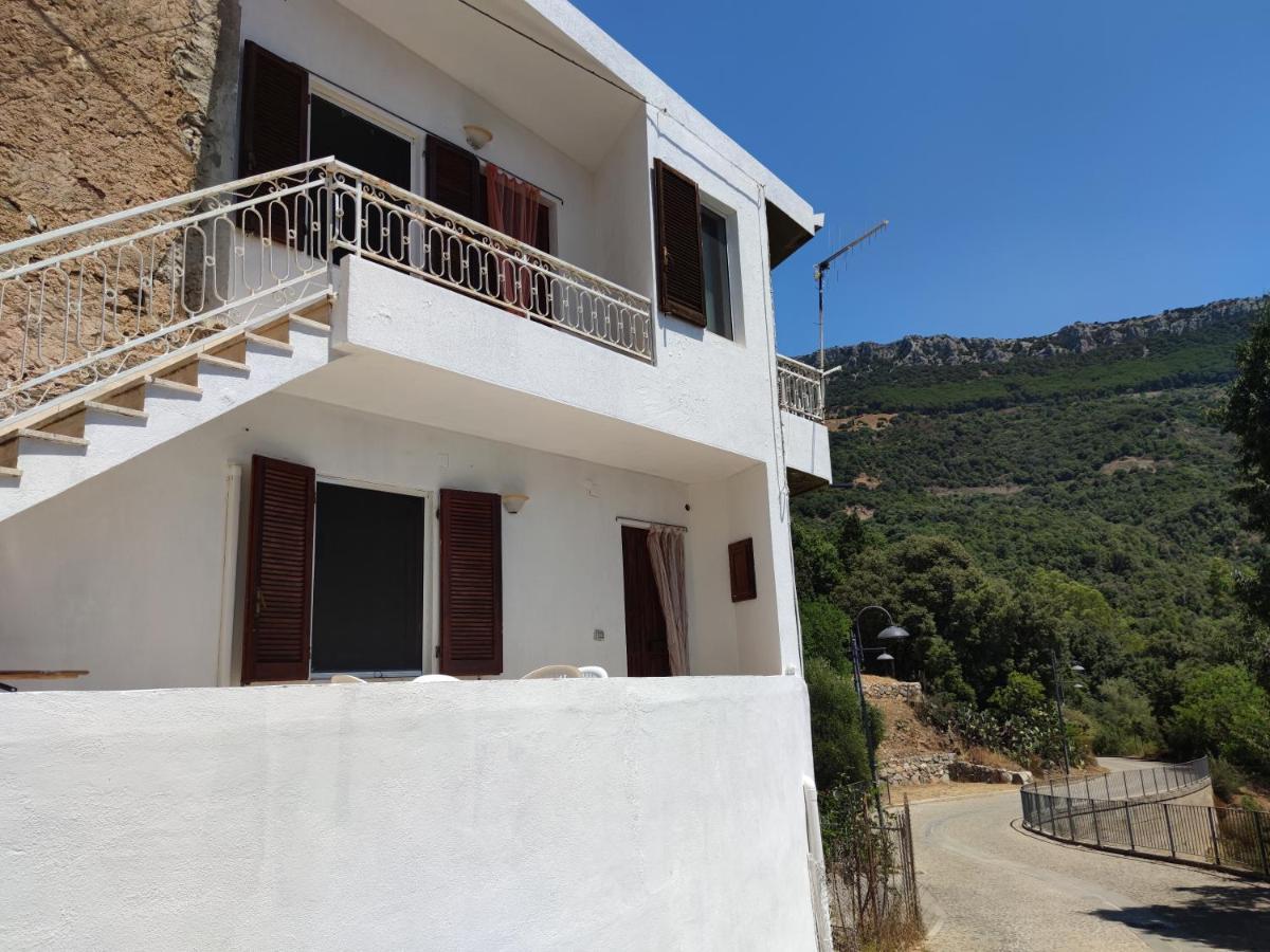 Sa Dommu 'E Su Coro Villa Triei Bagian luar foto