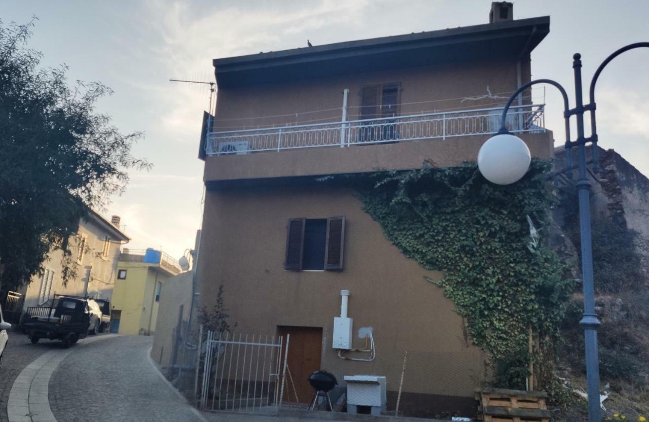 Sa Dommu 'E Su Coro Villa Triei Bagian luar foto